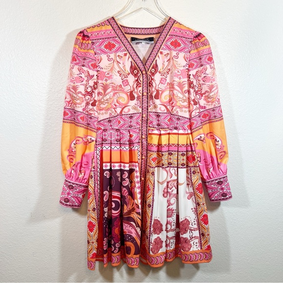Dalia Macphee Dresses & Skirts - DALIA MACPHEE long sleeve paisley print pleated dress